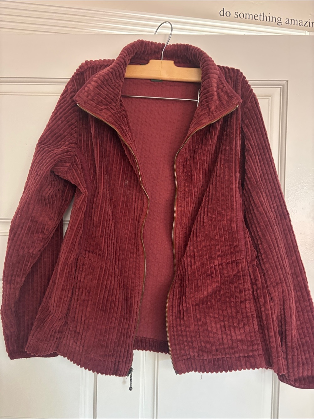 Woolrich Corduroy kinsdale Jacket in Deep Wine